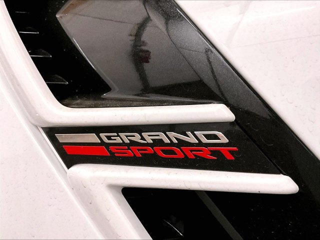 Used 2018 Chevrolet Corvette Grand Sport RWD image 13