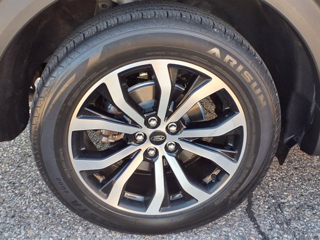 Certified 2022 Ford Explorer ST AWD/4WD image 33