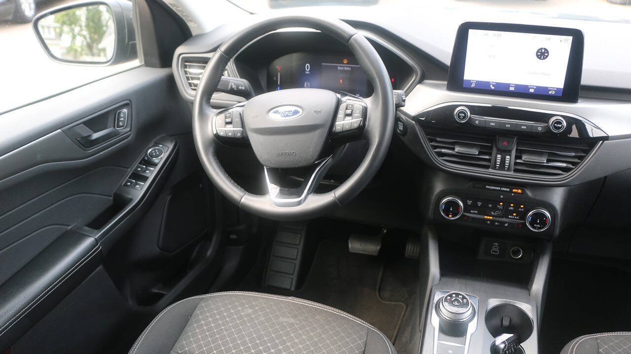 Certified 2024 Ford Escape Active AWD/4WD image 16