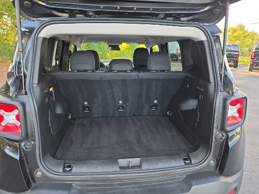 Used 2021 Jeep Renegade Sport FWD image 20