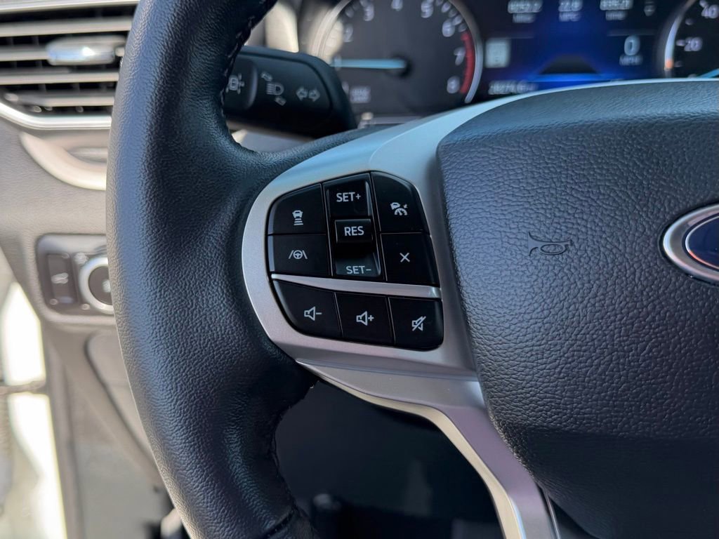 Certified 2023 Ford Explorer XLT w/ Equipment Group 202A image 22