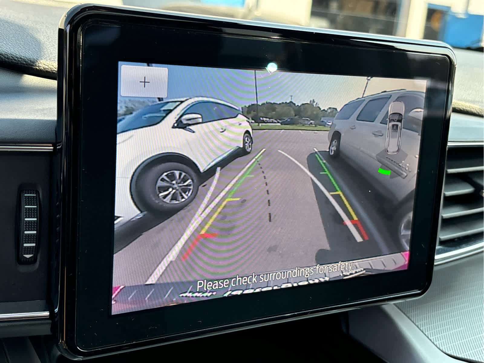 Certified 2024 Ford Explorer XLT w/ Equipment Group 202A image 26