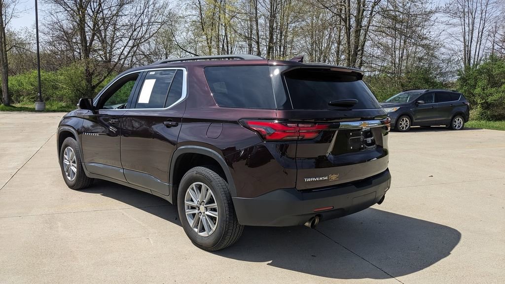 Used 2022 Chevrolet Traverse LT FWD image 5