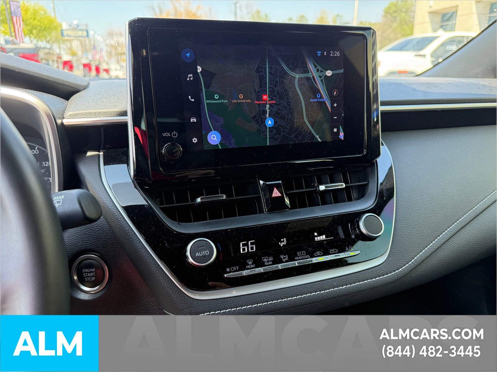 Used 2025 Toyota Corolla SE w/ SE Package image 14