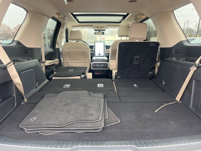 Certified 2023 Ford Expedition Limited image 26