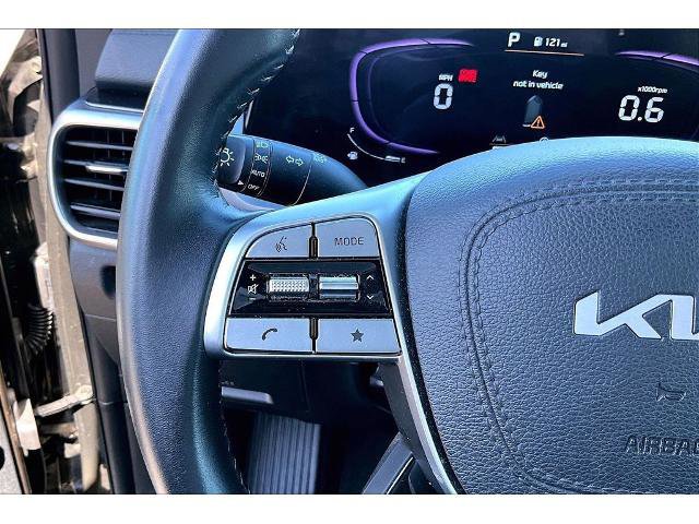 Used 2025 Kia Telluride S image 10