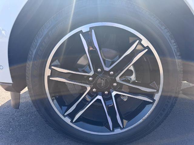 Certified 2020 Ford Expedition Limited w/ Special Edition Package image 9