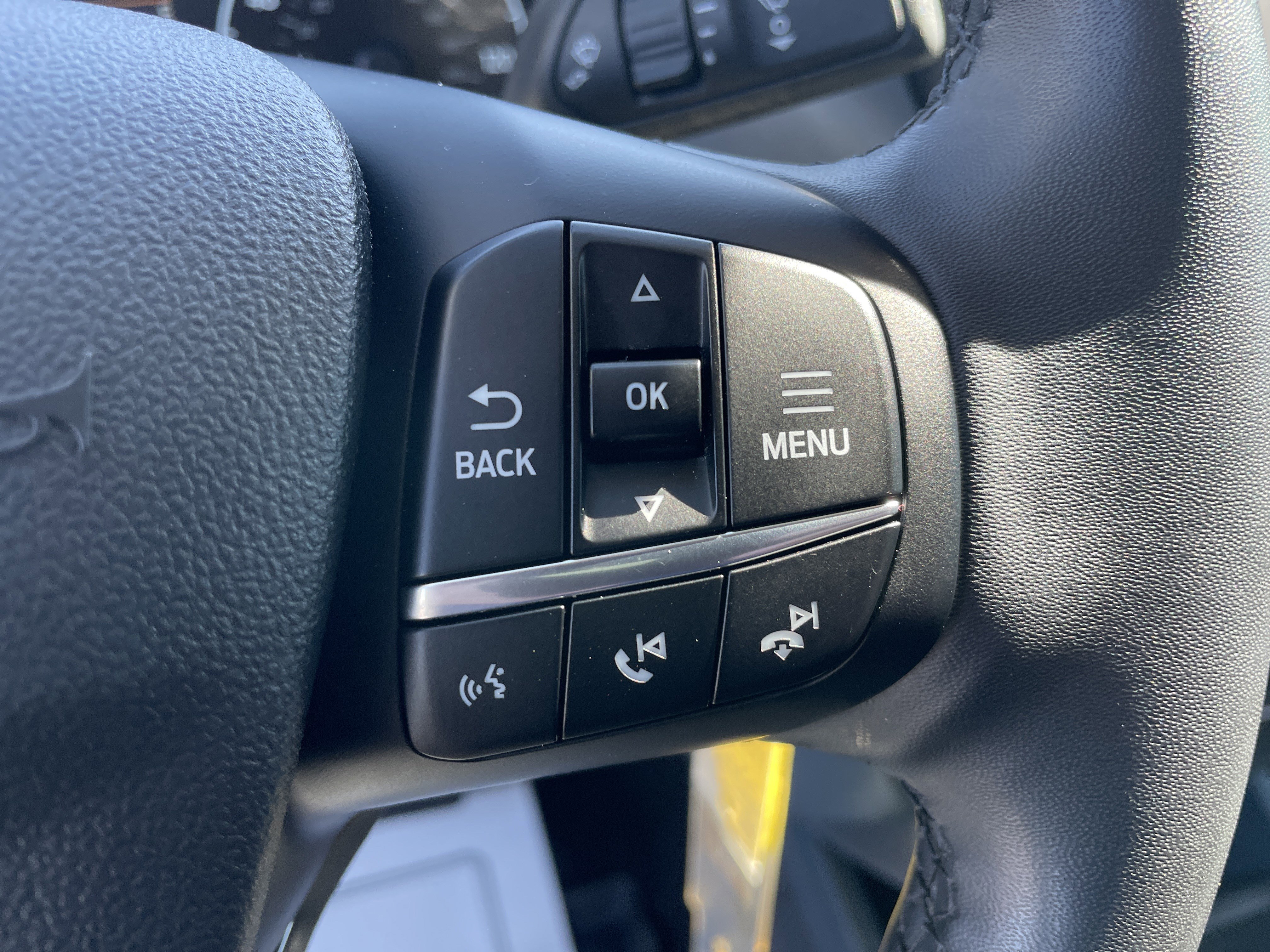 Certified 2024 Ford Maverick XLT w/ XLT Luxury Package image 15