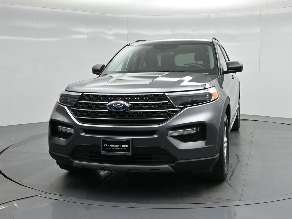 Certified 2023 Ford Explorer XLT w/ Equipment Group 202A image 60