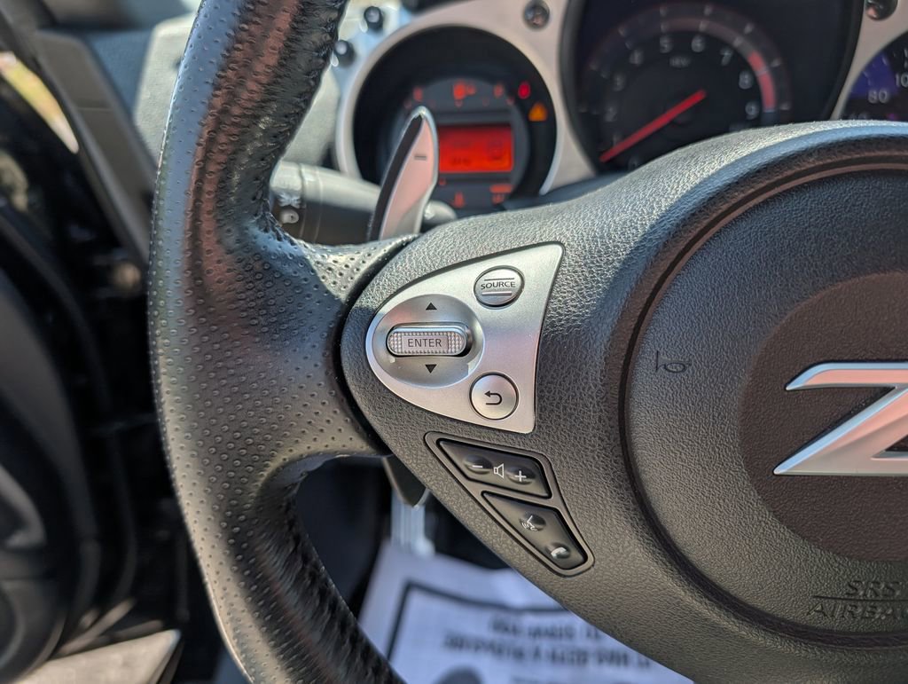 Used 2019 Nissan 370Z Touring RWD image 10