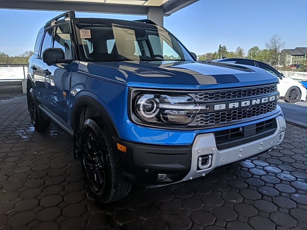 Certified 2025 Ford Bronco Sport Badlands w/ Badlands Tech Package AWD/4WD image 4