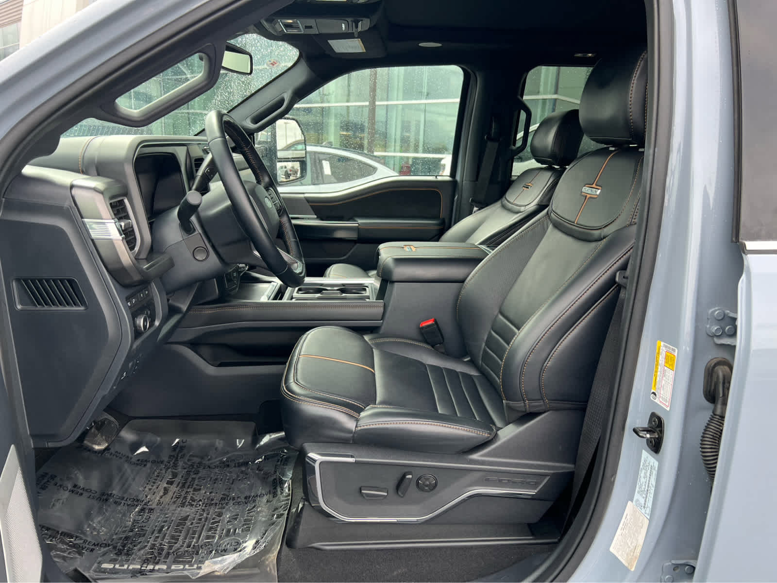 Certified 2024 Ford F450 Platinum w/ FX4 Off-Road Package AWD/4WD image 29