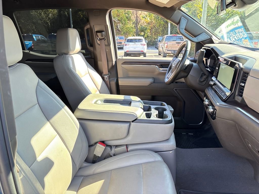 Used 2024 GMC Sierra 1500 SLT image 28