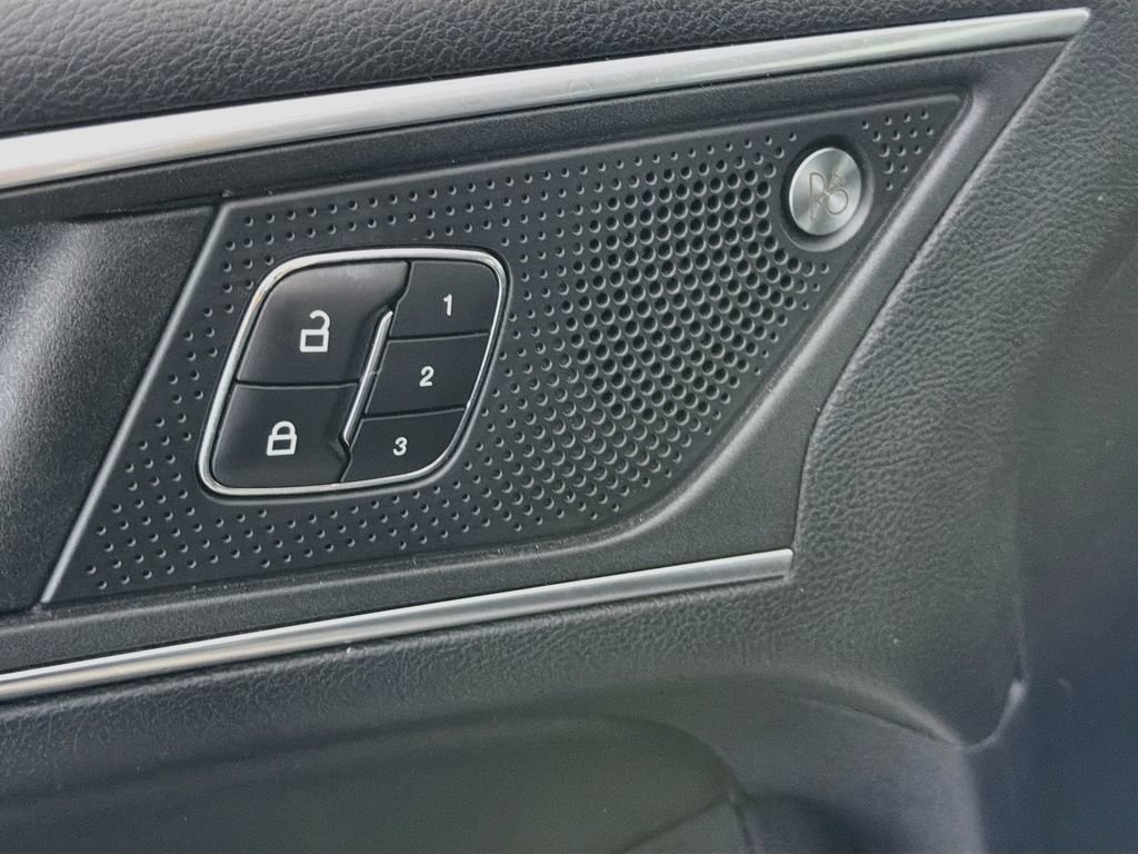 Certified 2022 Ford Edge Titanium AWD/4WD image 22