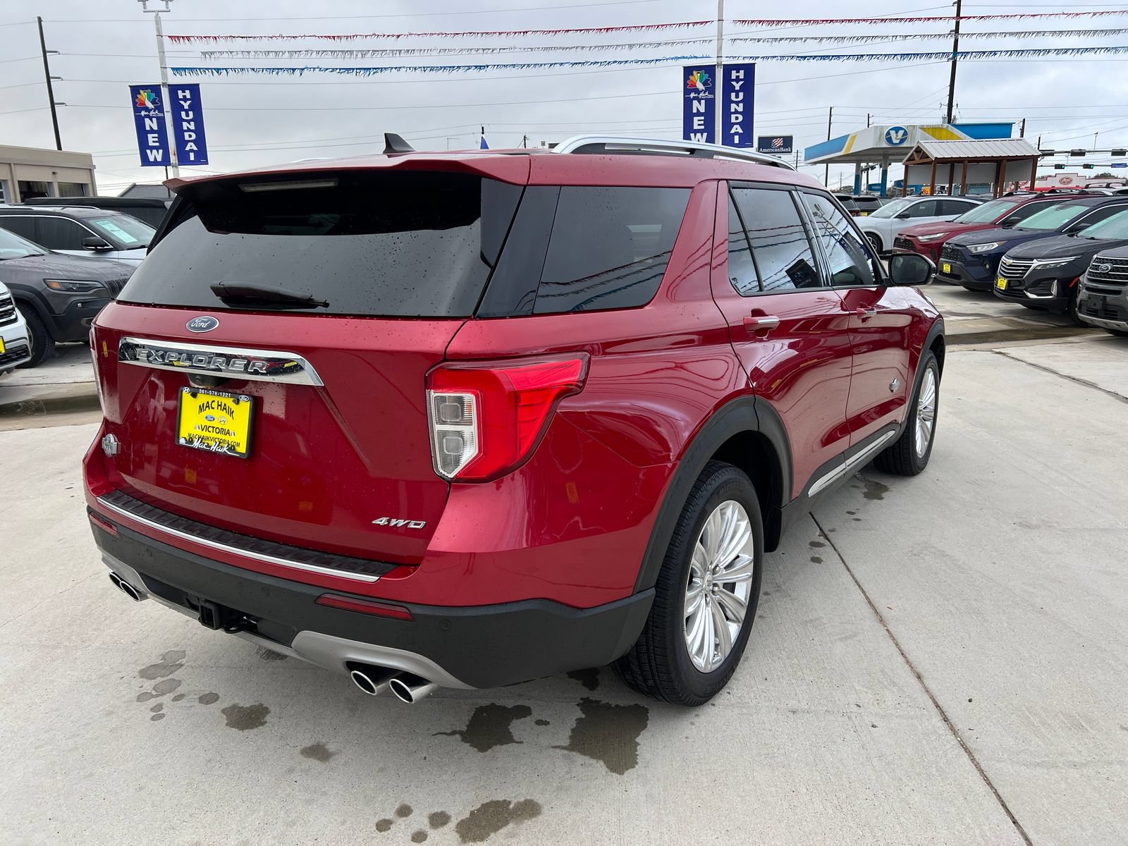 Certified 2024 Ford Explorer King Ranch w/ Technology Package AWD/4WD image 3