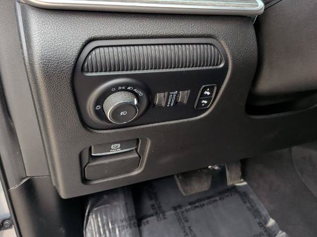 Used 2022 Jeep Wagoneer Series II RWD image 24