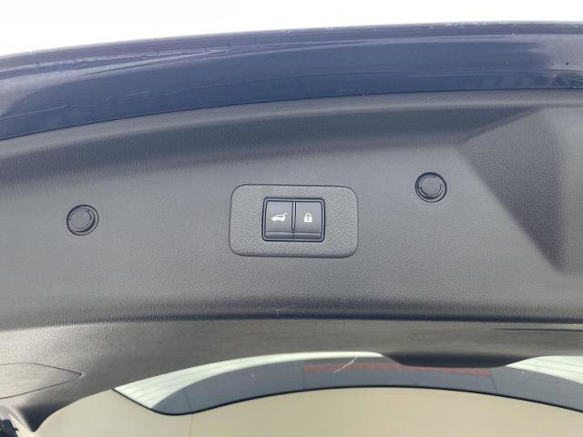 Used 2021 Nissan Armada SL image 39