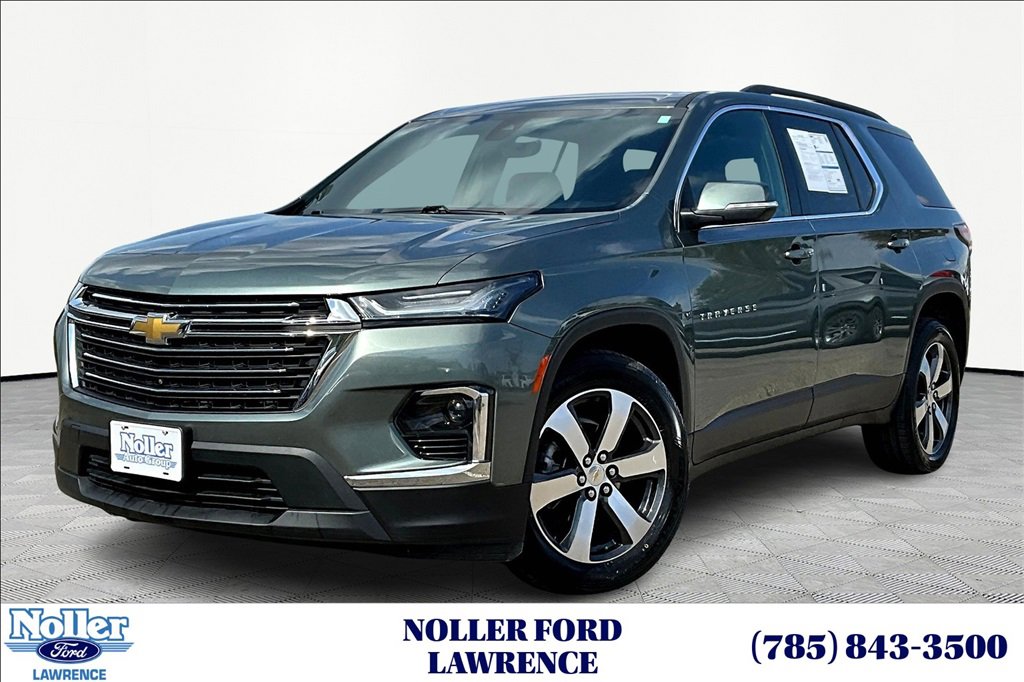 Used 2023 Chevrolet Traverse LT w/ LT Premium Package