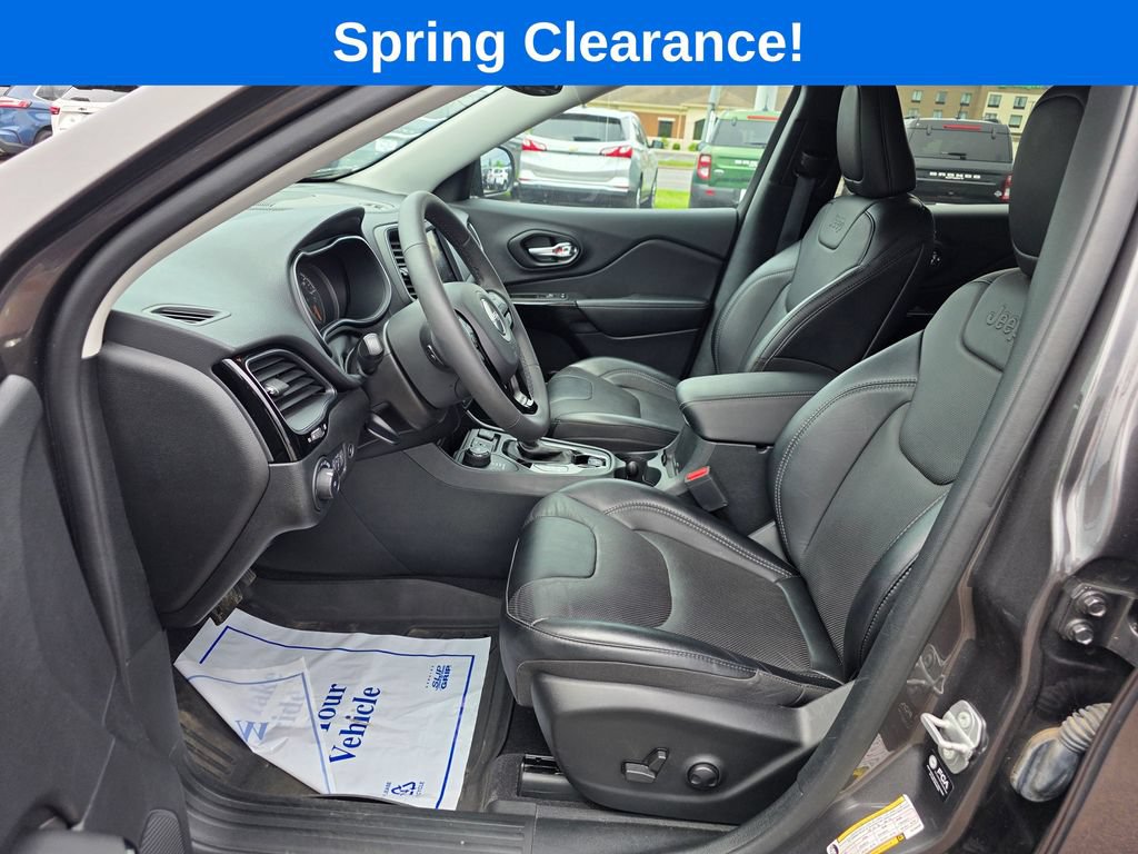 Used 2023 Jeep Cherokee Altitude Lux AWD/4WD image 18