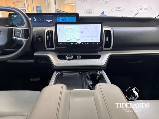 Certified 2025 Ford Expedition Active RWD image 21