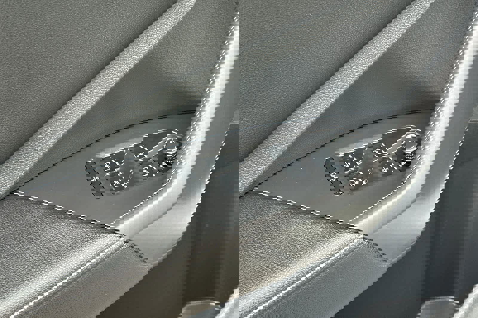 Used 2025 Volkswagen Jetta S image 13