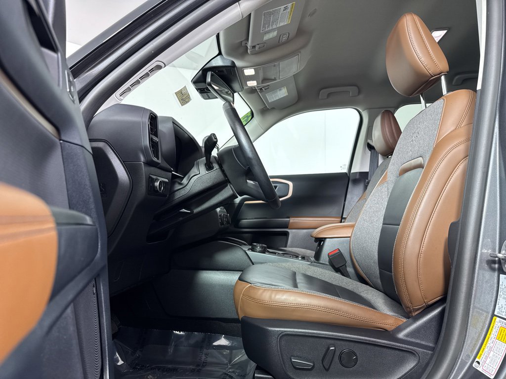 Certified 2023 Ford Bronco Sport Outer Banks w/ Tech Package image 11