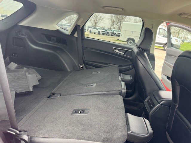 Certified 2024 Ford Edge SEL w/ Convenience Package image 32