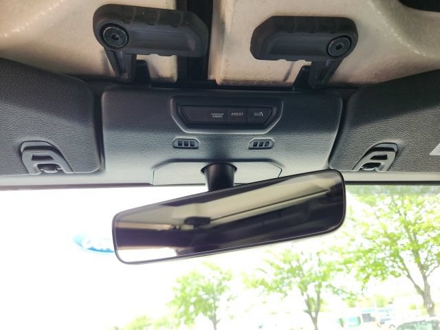 Used 2020 Jeep Wrangler Unlimited Sahara AWD/4WD image 21