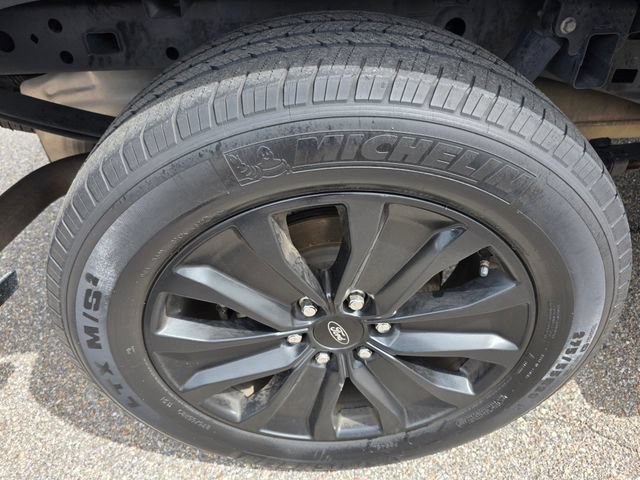 Certified 2020 Ford F150 Lariat RWD image 9