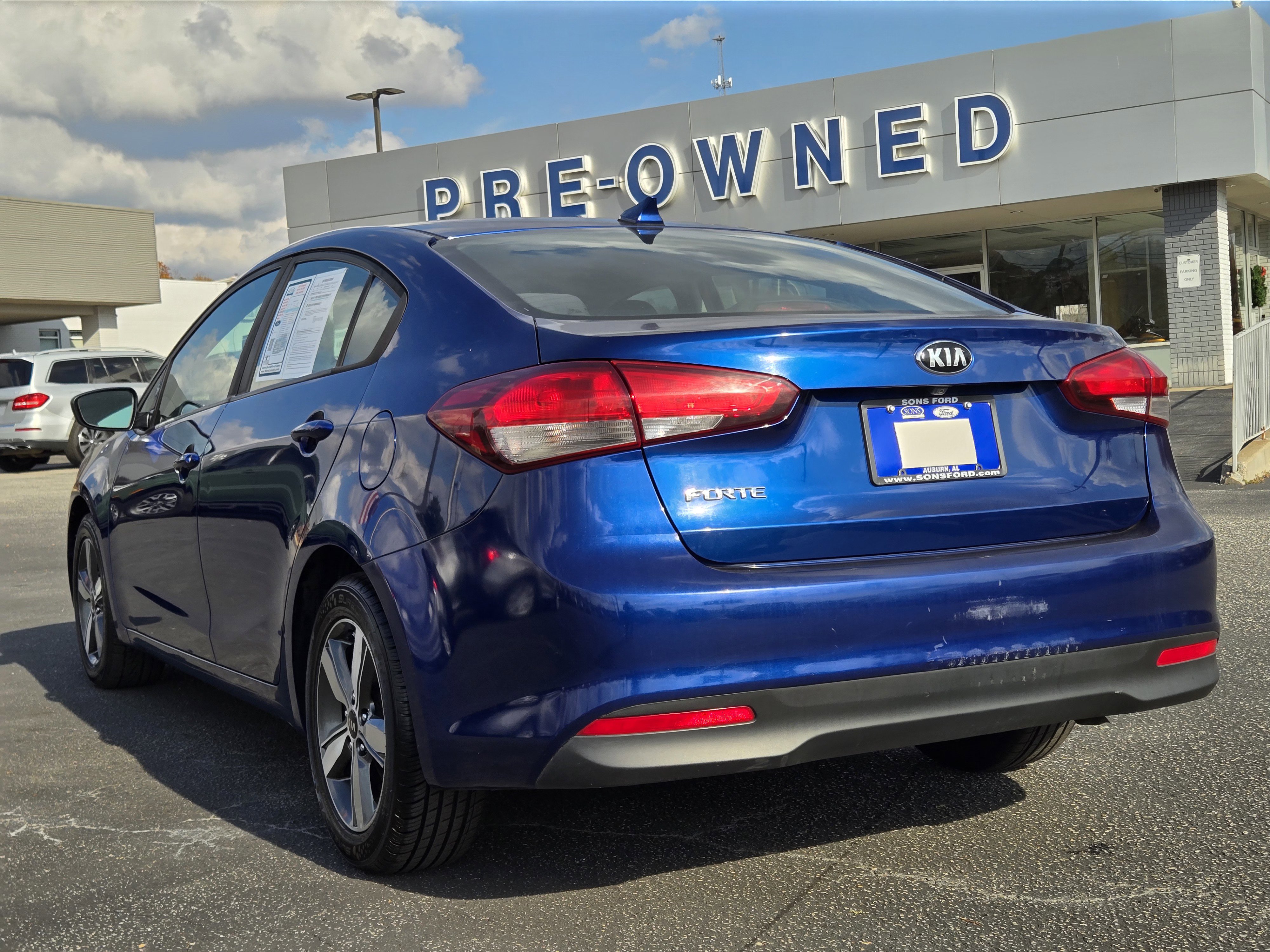 Used 2018 Kia Forte LX w/ LX Popular Package image 9