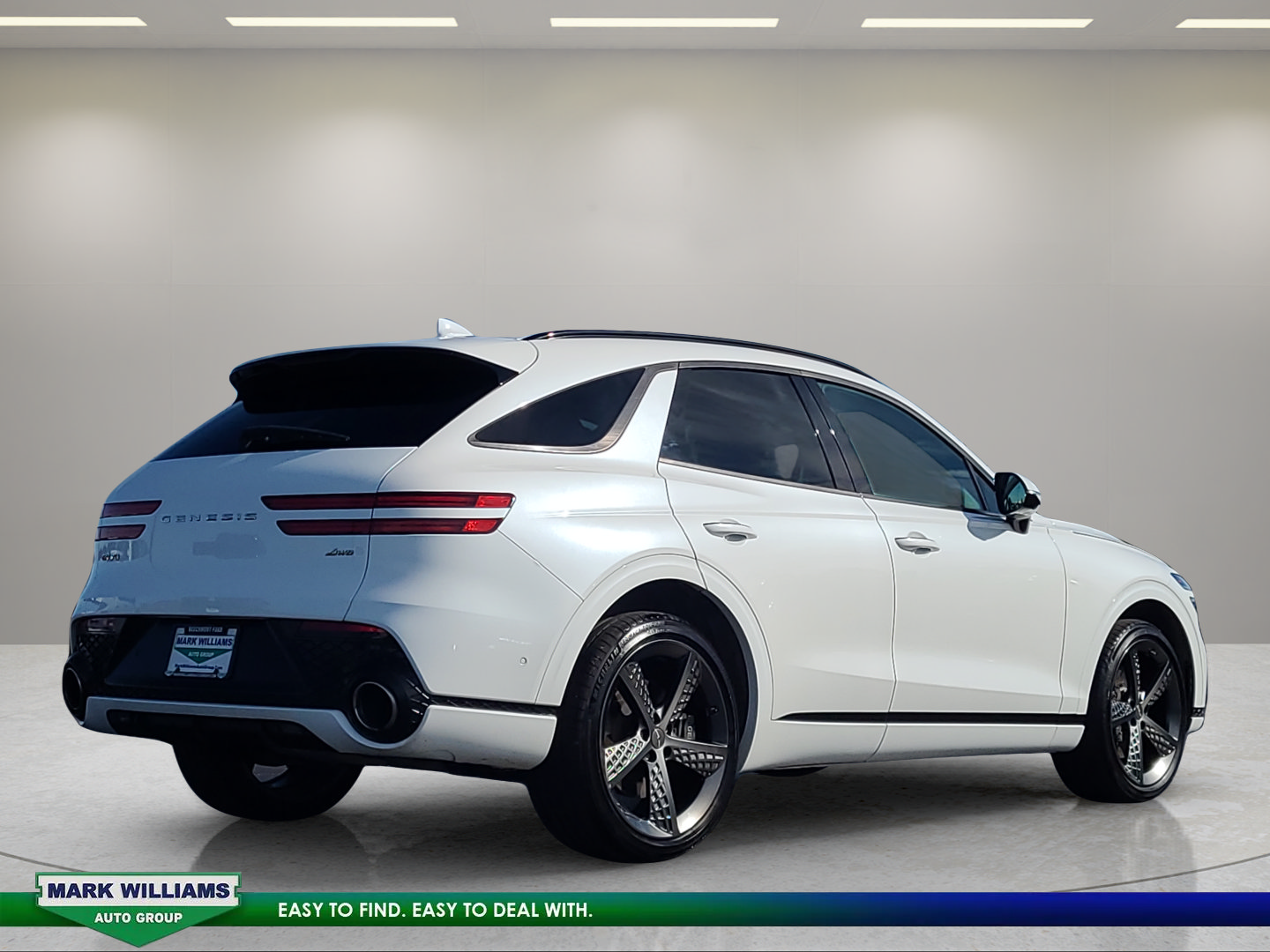 Used 2023 Genesis GV70 2.5T w/ Sport Prestige Package AWD/4WD image 4