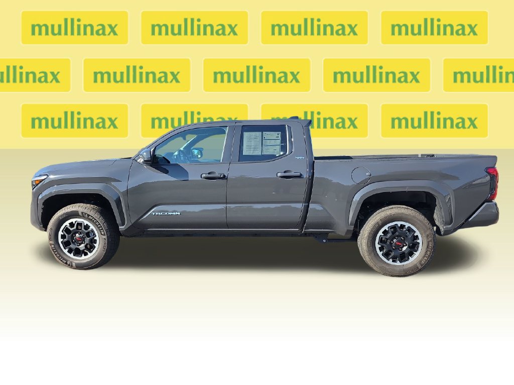 Used 2026 Toyota Tacoma SR5 AWD/4WD image 6