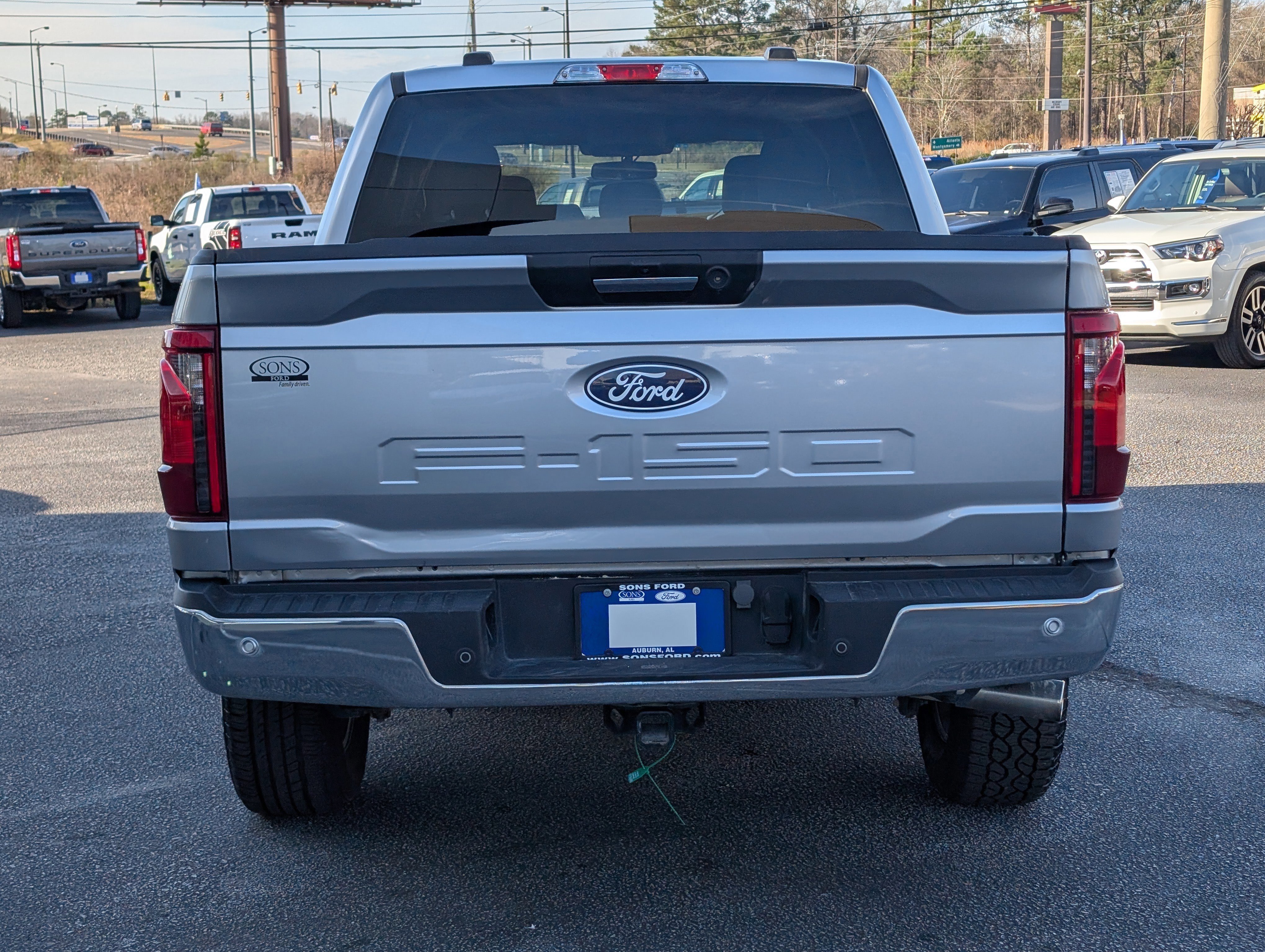 Certified 2024 Ford F150 XLT w/ Mobile Office Package image 4