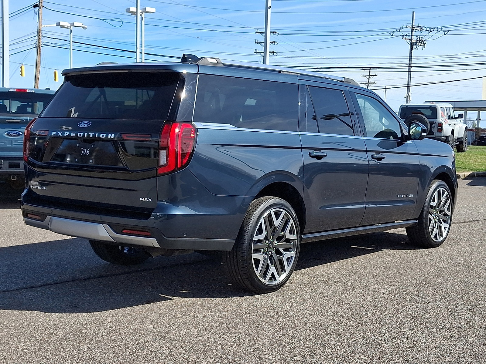 Certified 2025 Ford Expedition Max Platinum w/ Platinum Ultimate Package image 8