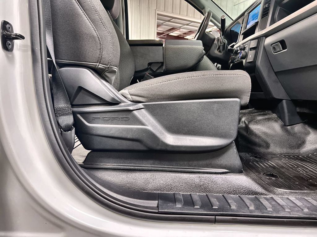 Certified 2025 Ford F250 XL w/ FX4 Off-Road Package AWD/4WD image 29