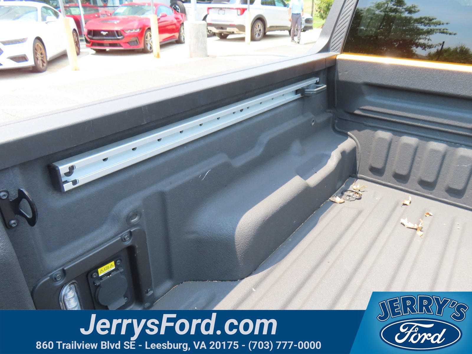 Certified 2022 Ford Maverick XLT w/ Equipment Group 300A Standard AWD/4WD image 11