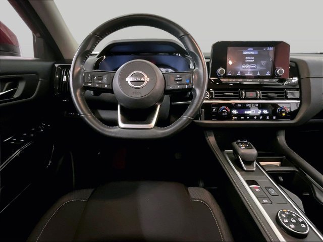 Used 2022 Nissan Pathfinder SV AWD/4WD image 5