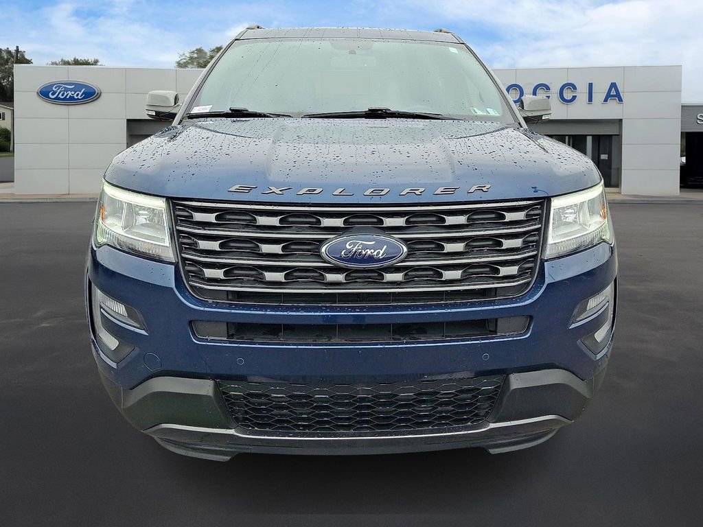 Certified 2017 Ford Explorer XLT w/ Equipment Group 202A image 2