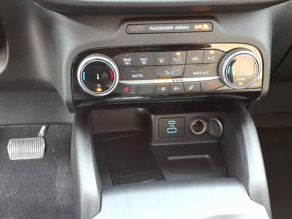 Certified 2022 Ford Escape Titanium w/ Titanium Elite Package image 22