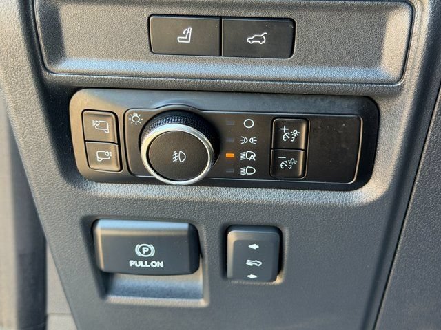 Certified 2023 Ford Expedition Platinum AWD/4WD image 26