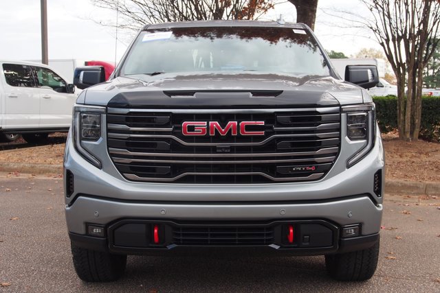 Used 2025 GMC Sierra 1500 AT4 w/ AT4 Premium Package image 2
