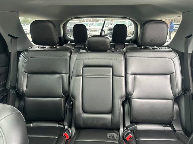 Certified 2022 Ford Explorer XLT w/ Equipment Group 202A image 40
