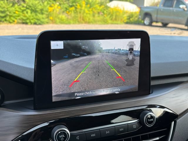 Certified 2020 Ford Escape Titanium AWD/4WD image 9