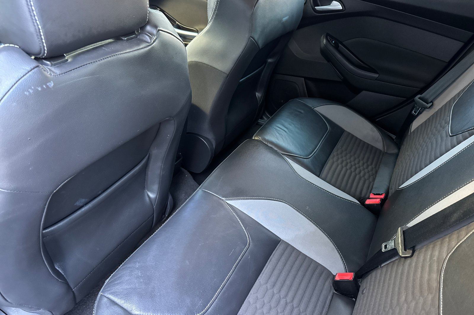Certified 2017 Ford Focus ST w/ Equipment Group 401A FWD image 13