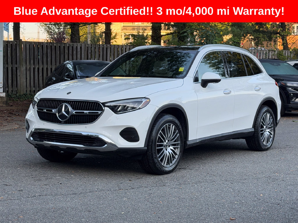 Used 2024 Mercedes-Benz GLC 300 4MATIC image 3