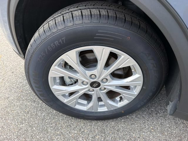 Certified 2025 Ford Escape Active AWD/4WD image 33