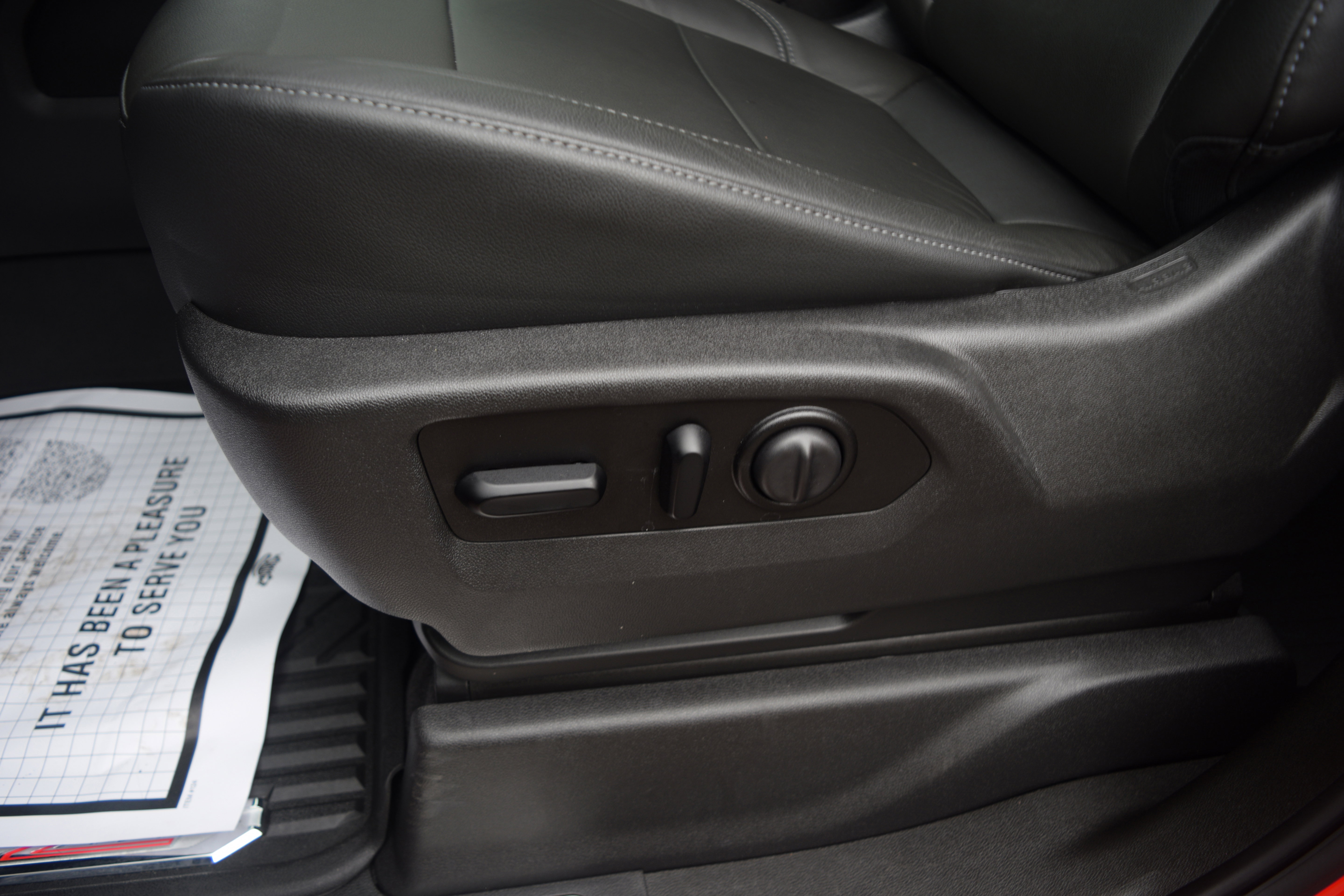 Used 2020 Chevrolet Silverado 1500 LT Trail Boss image 18