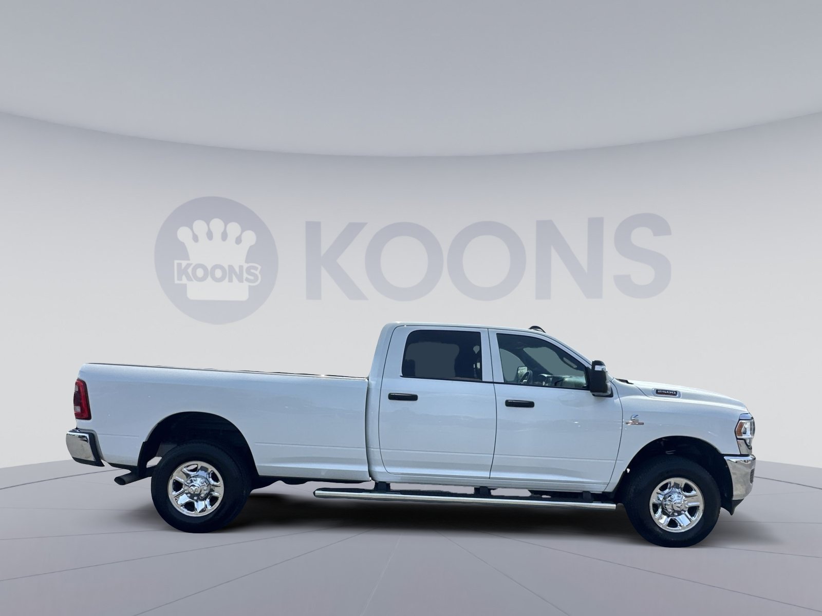 Used 2024 RAM 2500 Tradesman w/ Chrome Appearance Group AWD/4WD image 17