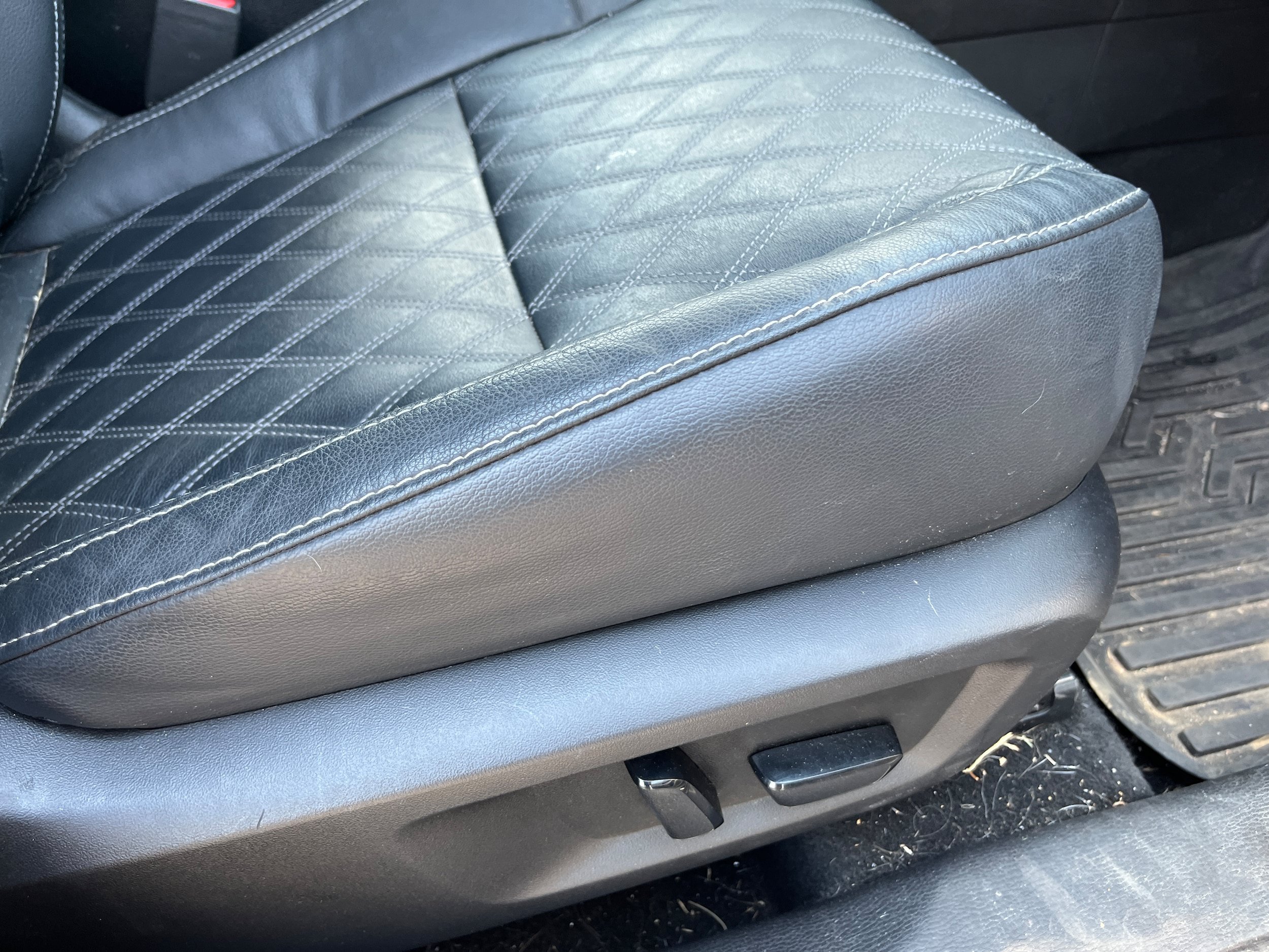 Used 2022 Mitsubishi Outlander SEL AWD/4WD image 15