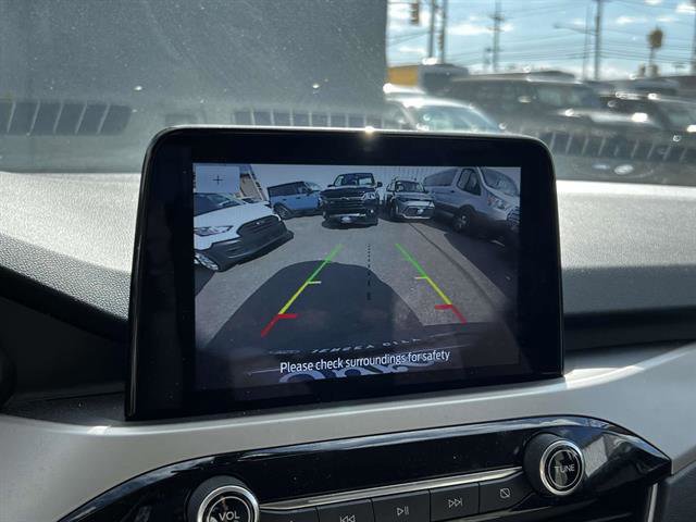 Certified 2020 Ford Escape SE image 32